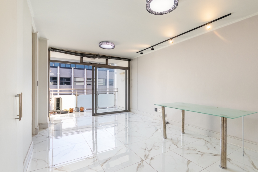 1 Bedroom Property for Sale in Claremont Upper Western Cape